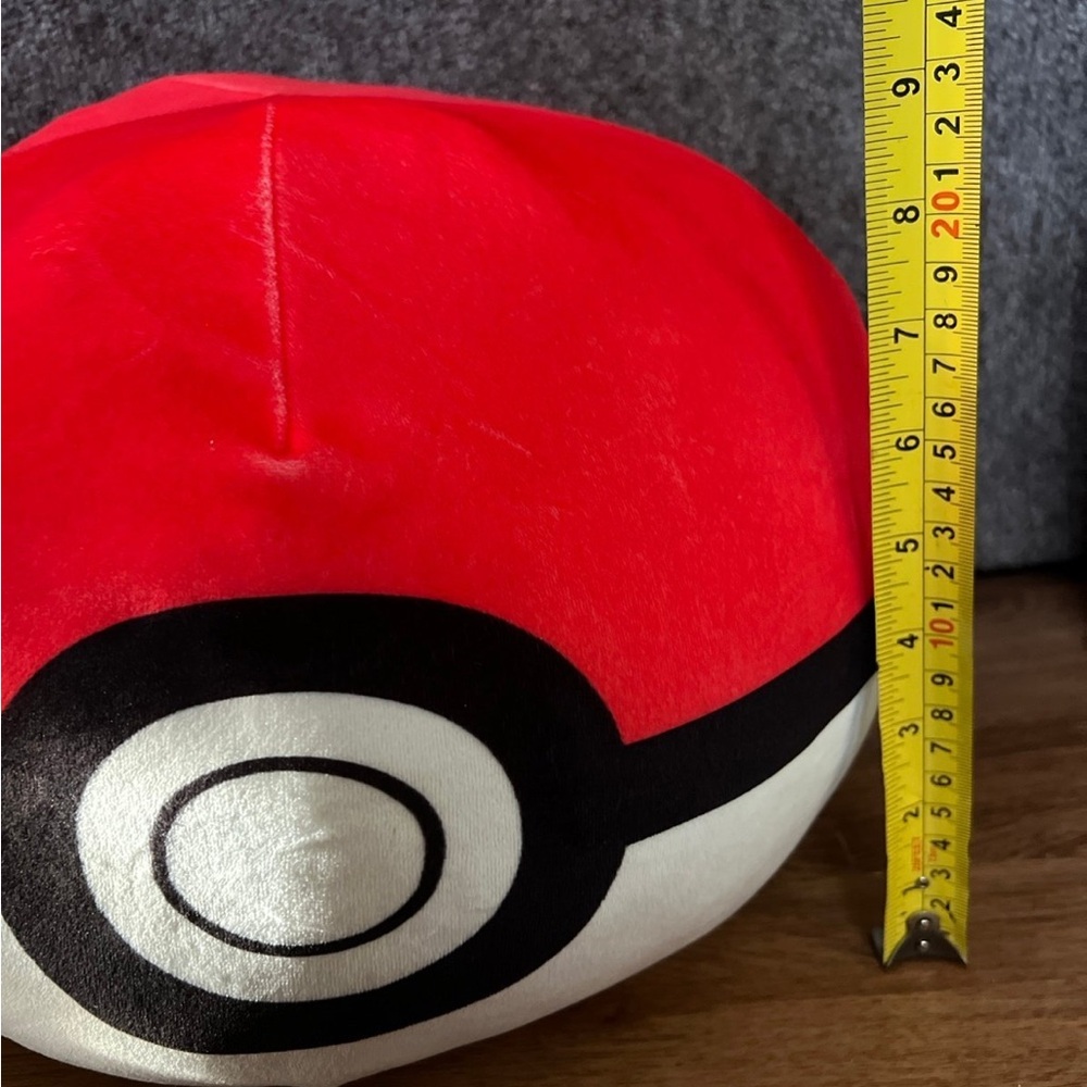 NWOT Pokemon Ball Mochi Plush - Picture 2 of 4